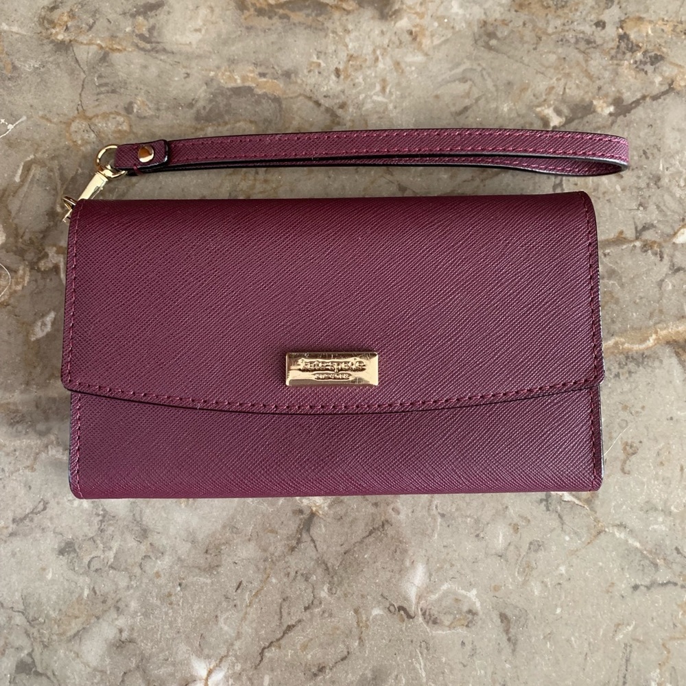 Kate spade iPhone wristlet/wallet